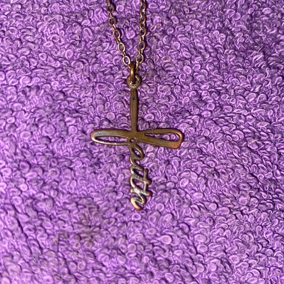 Jewelry - Faith necklace